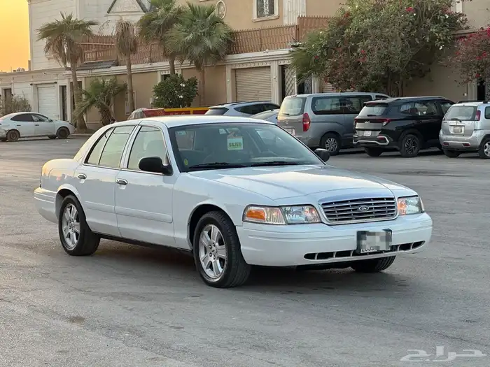 كراون فكتوريا 2008 للبيع سعودي 12