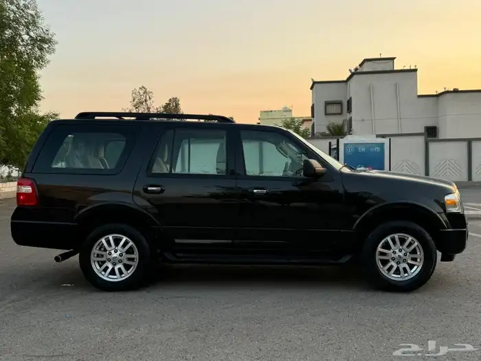 فورد اكسبيديشن 2013 ماشي 190 للبيع 12