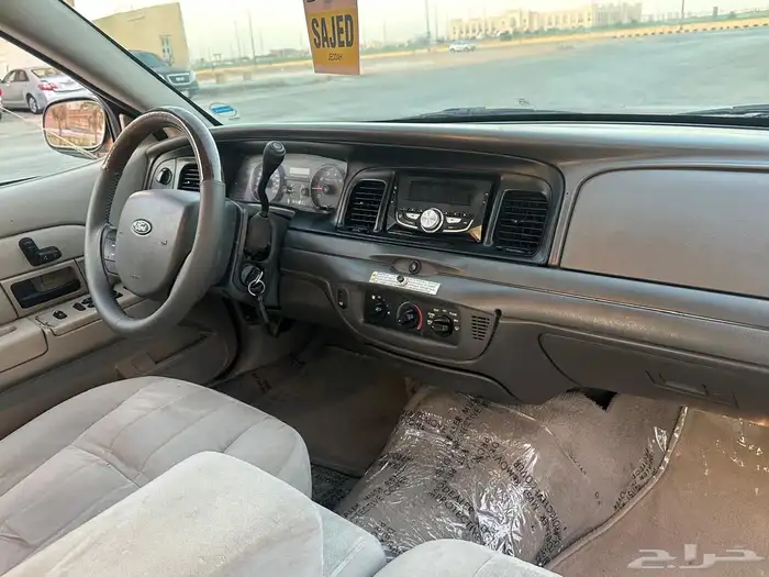 كراون فكتوريا 2008 للبيع سعودي 27