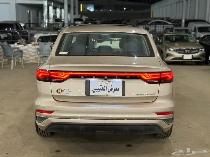 للبيع جيلي امجراند 7 موديل 2023 فل كامل 7