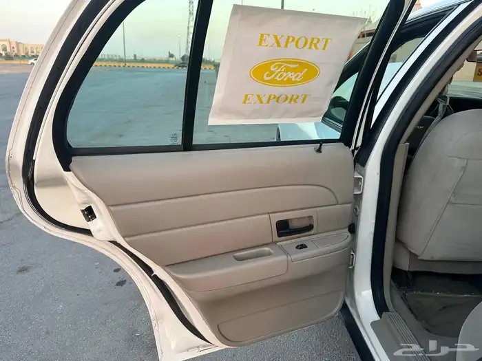 كراون فكتوريا 2008 للبيع سعودي 23