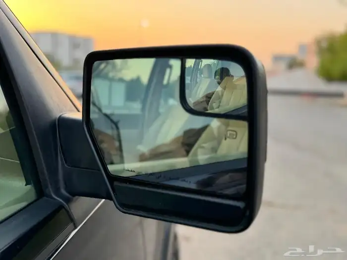 فورد اكسبيديشن 2013 ماشي 190 للبيع 32