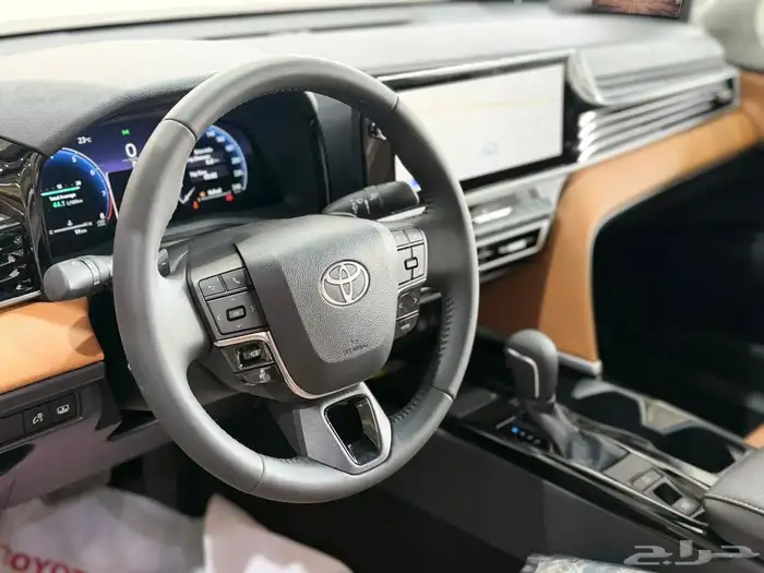 كامري 2025 جراندي سعودي بنزين الون اسود 5