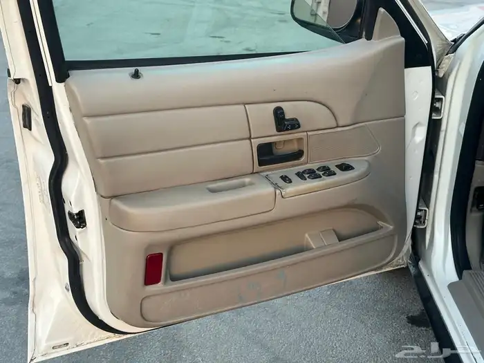 كراون فكتوريا 2008 للبيع سعودي 17