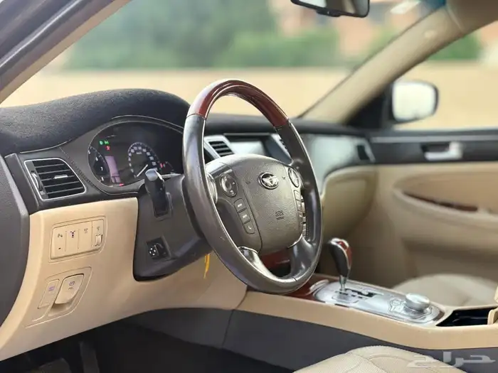 للبيع جنسس 2014 نظيف جدا فل كامل 33