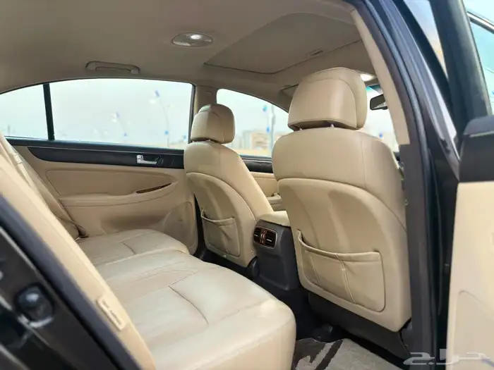 للبيع جنسس 2014 نظيف جدا فل كامل 41