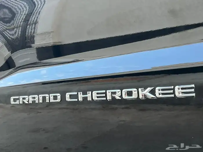 جراند شيروكي ليمتد 2015 (( بحالة ممتازة )) 42