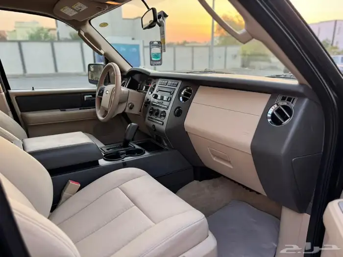 فورد اكسبيديشن 2013 ماشي 190 للبيع 31