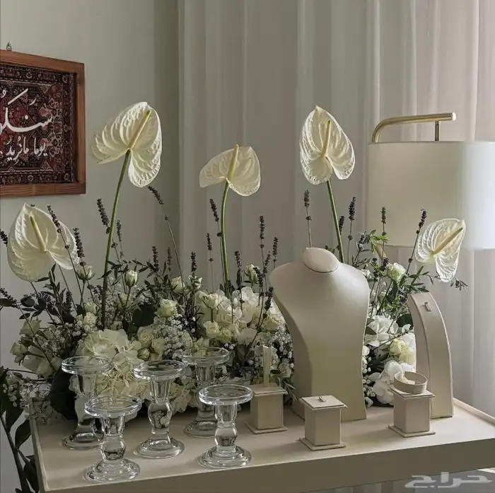 تنسيق هدايا و توزيعات وزهور طبيعية وصناعية و طاولات استقبال 12