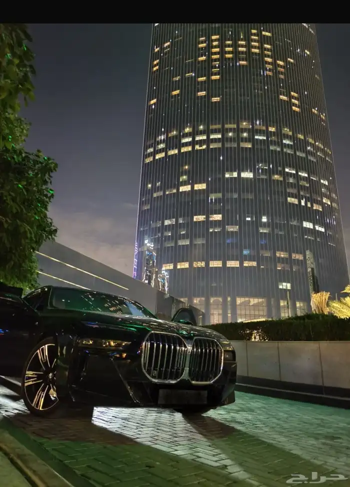 ايجار سياره Bmw 2025 بالساعه واليوم والشهر مع السايق 0