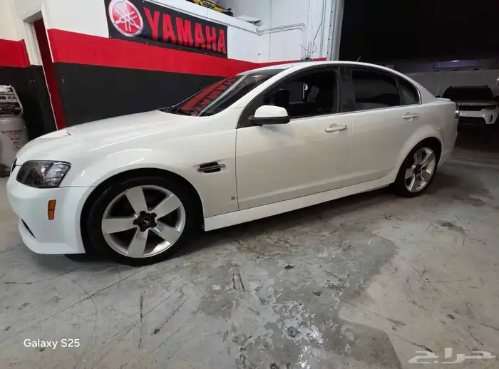 بونتياك g8 2009 2