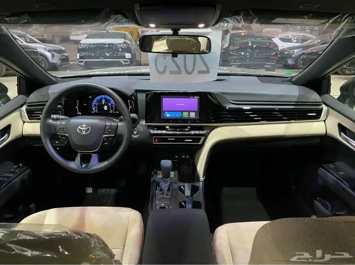 كامري 2025 اصفار اسود  تيتانيوم اقل سعر صادر لوحات 6