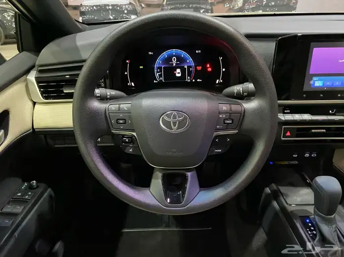 كامري 2025 اصفار اسود  تيتانيوم اقل سعر صادر لوحات 5