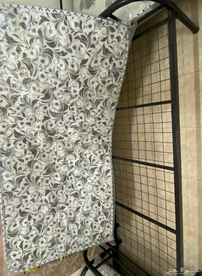 سرير حديد للبيع 0