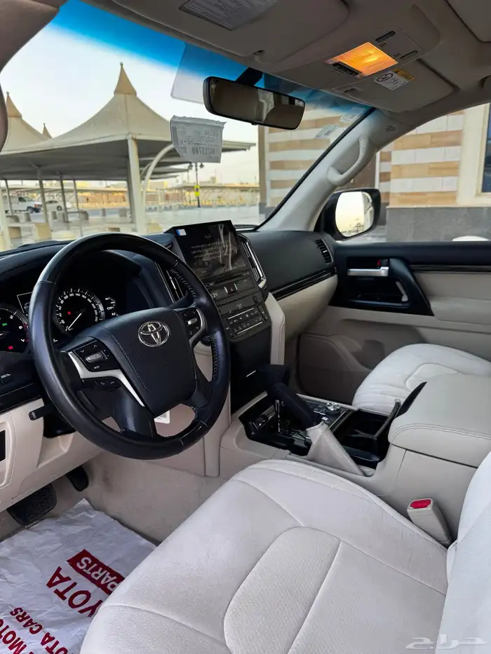 لاندكروزر تورنق 2021 فل كامل سعودي 28 الف فقط) بحالة المصنع 14