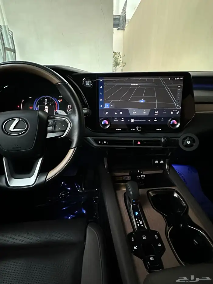 لكزس 2024 RX للبيع مستعمله 3