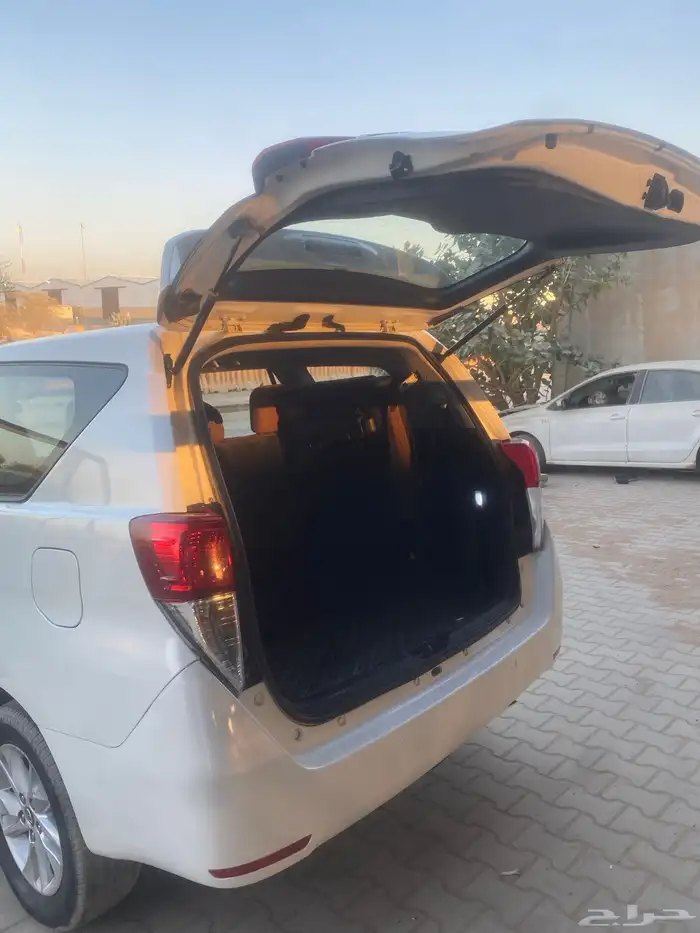 للبيع انوفا 5