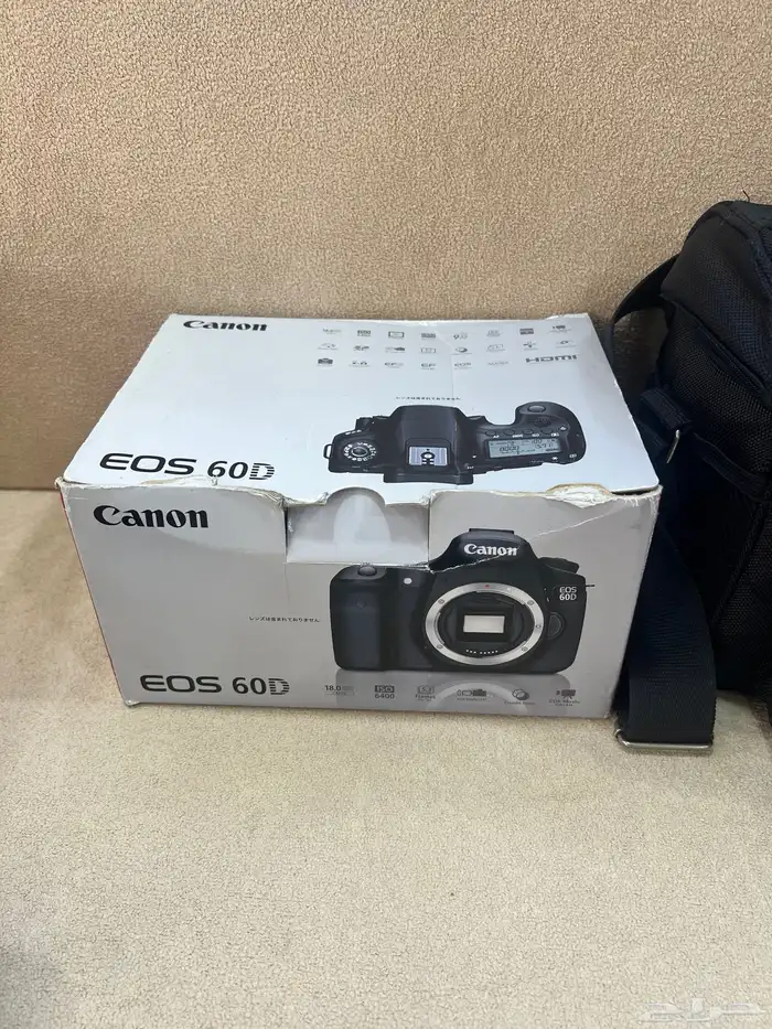 كاميرا كانون 60D مع عدسات 2 8