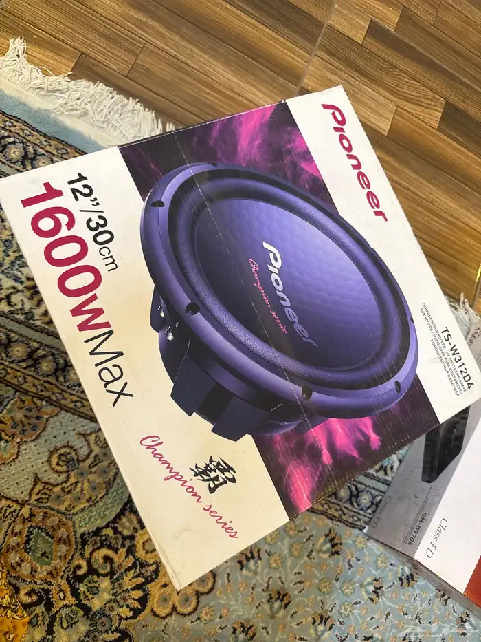 سماعه اوفر لسياره مع جهاز التحكم الف واط 0