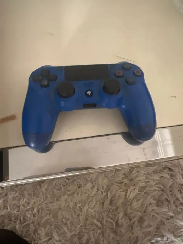 بلاستيشن 4 للبيع 1