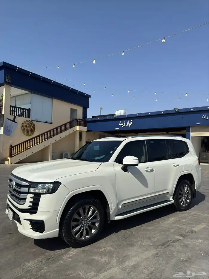 لاندكروزر 2022 L4 1