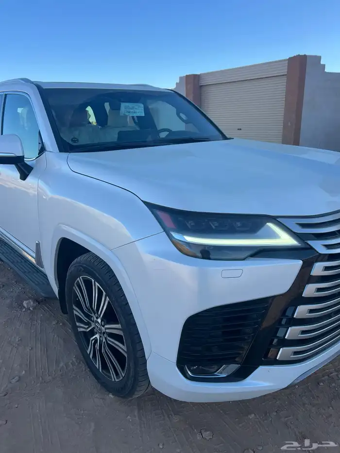 لكزز LX 600اوف وايت 2023 10