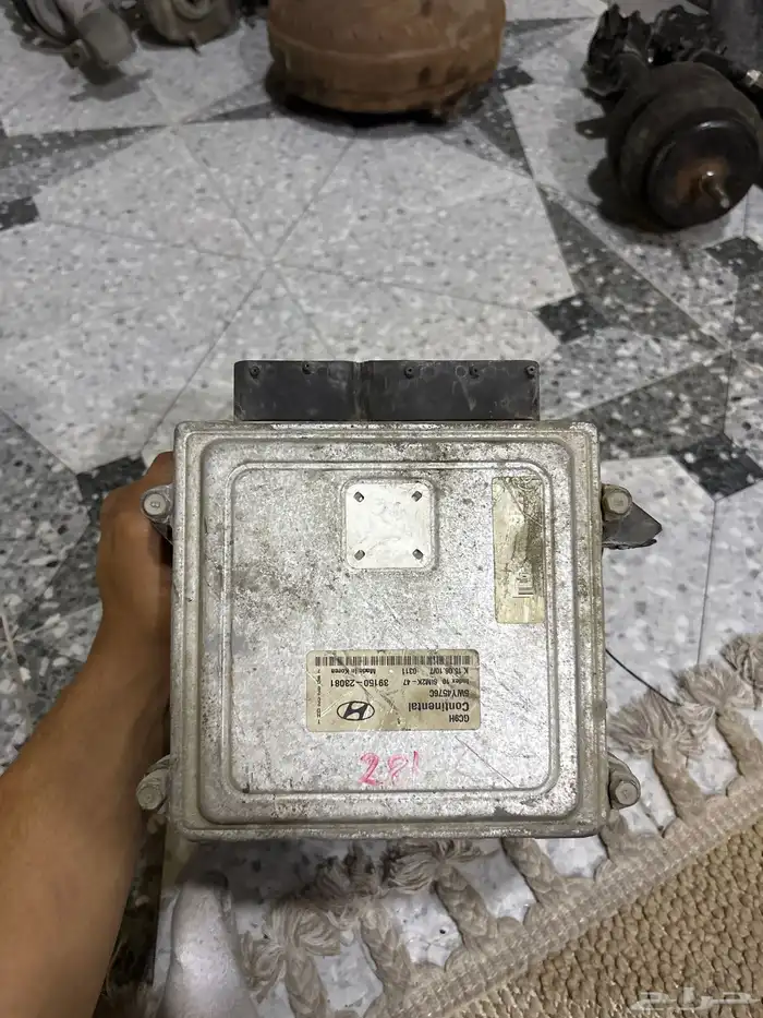 كمبيوتر النترا قير عادي 2007وطالع الين 2011 0