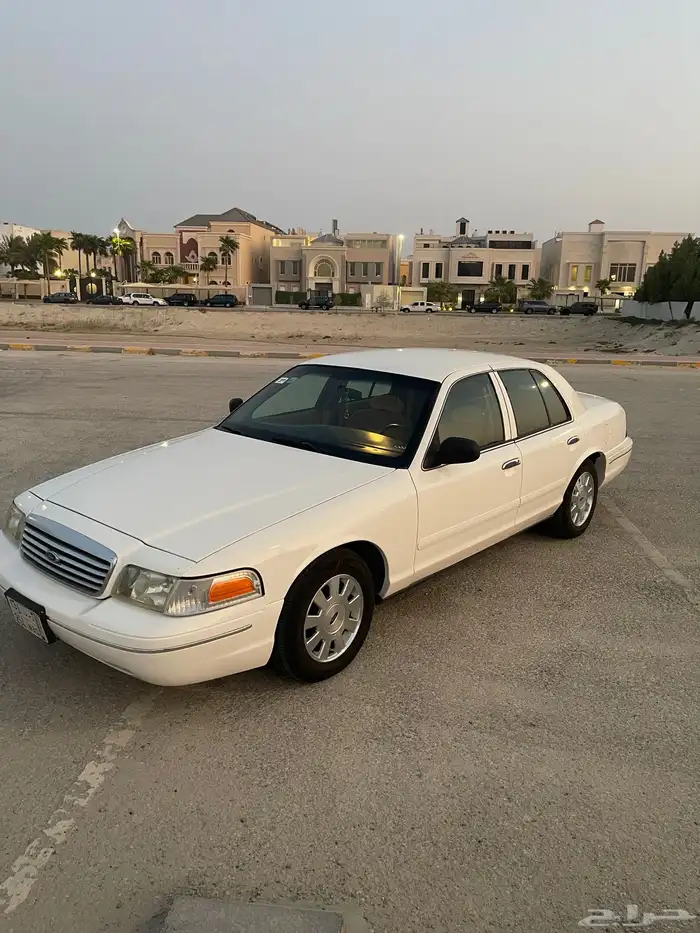 فورد فكتوريا ممشى قليل 1