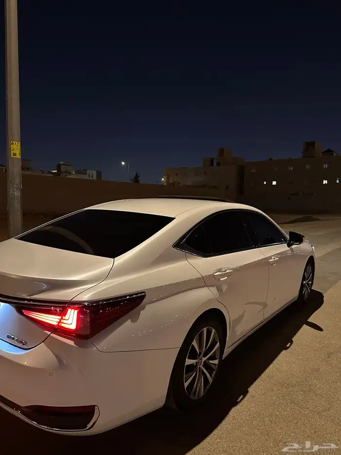 لكزس 2021 Es250 عبد الطيف جميل 7