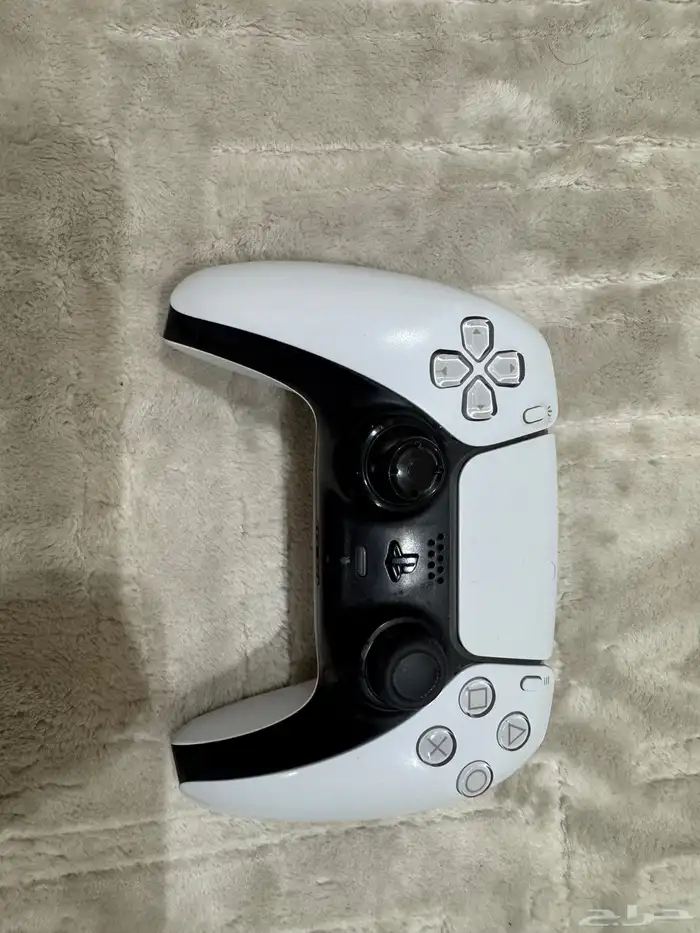 4 يدات سوني للبيع 2