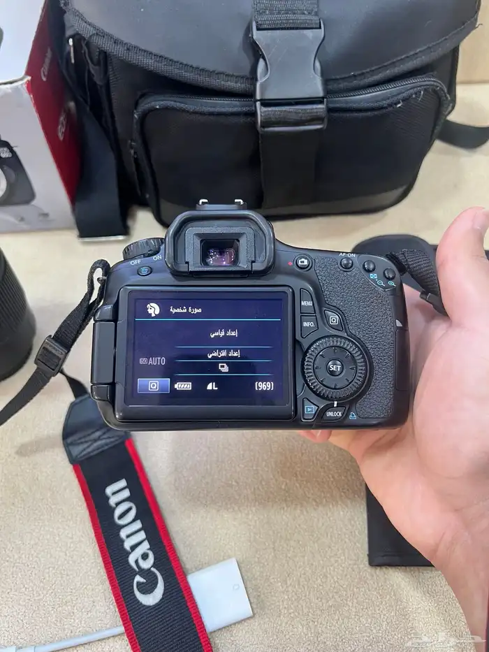 كاميرا كانون 60D مع عدسات 2 2
