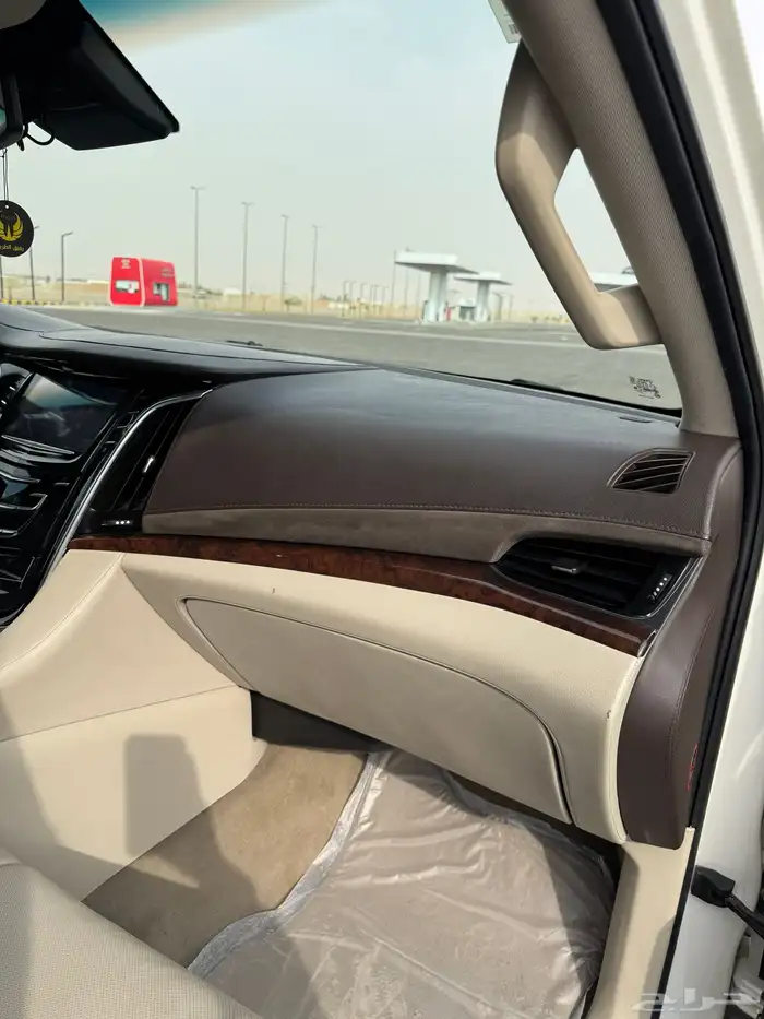 كاديلاك اسكاليد 2015 15