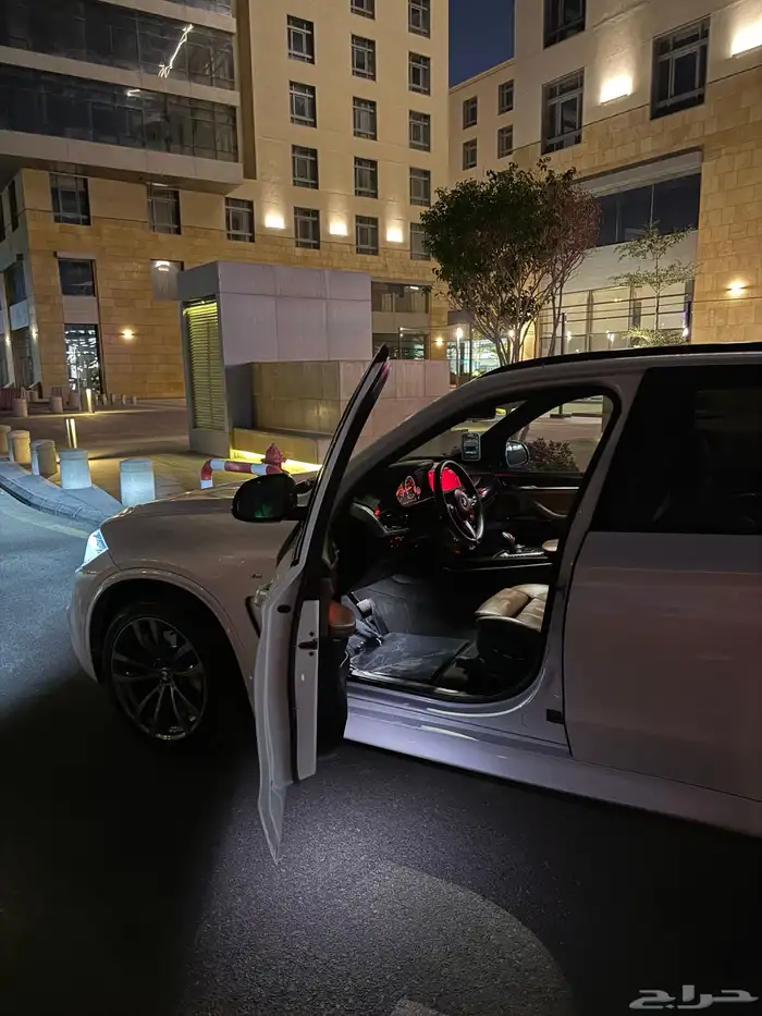 BMW X5 2014 Kit M V8 ( قمة في النظافة ) 14