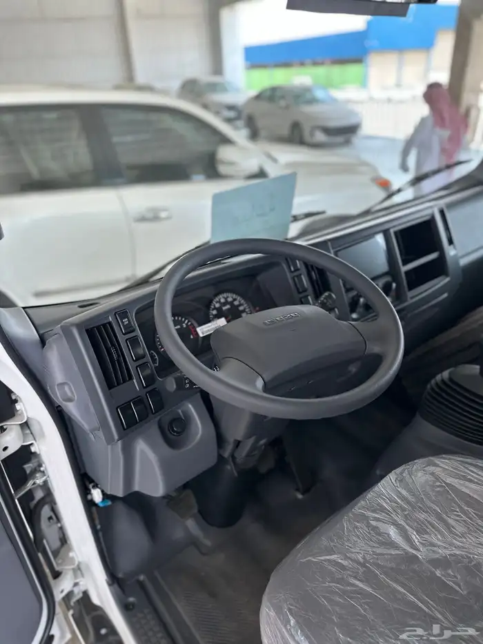 دينا ايسوزو 6 طنNQR75M شاسيه طويل 6.10م -2025 6