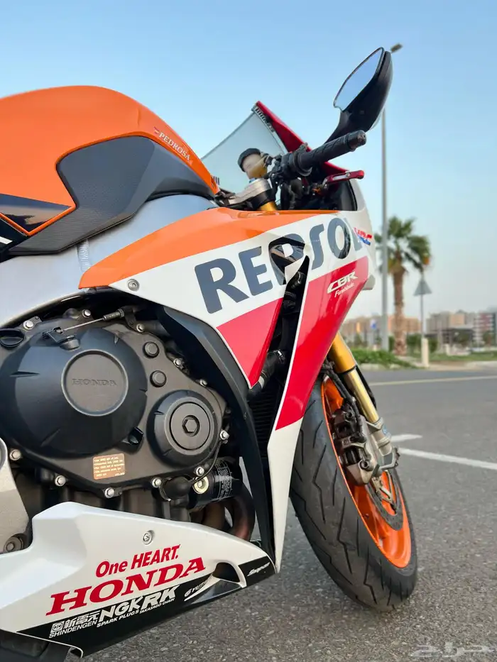 للبيع دباب هوندا ريبسول 1000 6