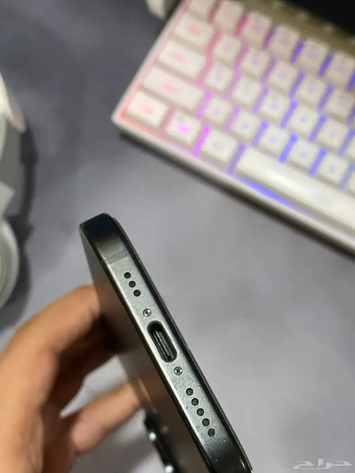 ايفون 15 العادي اسود 5