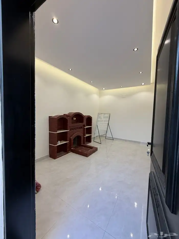 للبيع فلل فاخرة مكونه من دورين وملحق شمال خميس مشيط 38