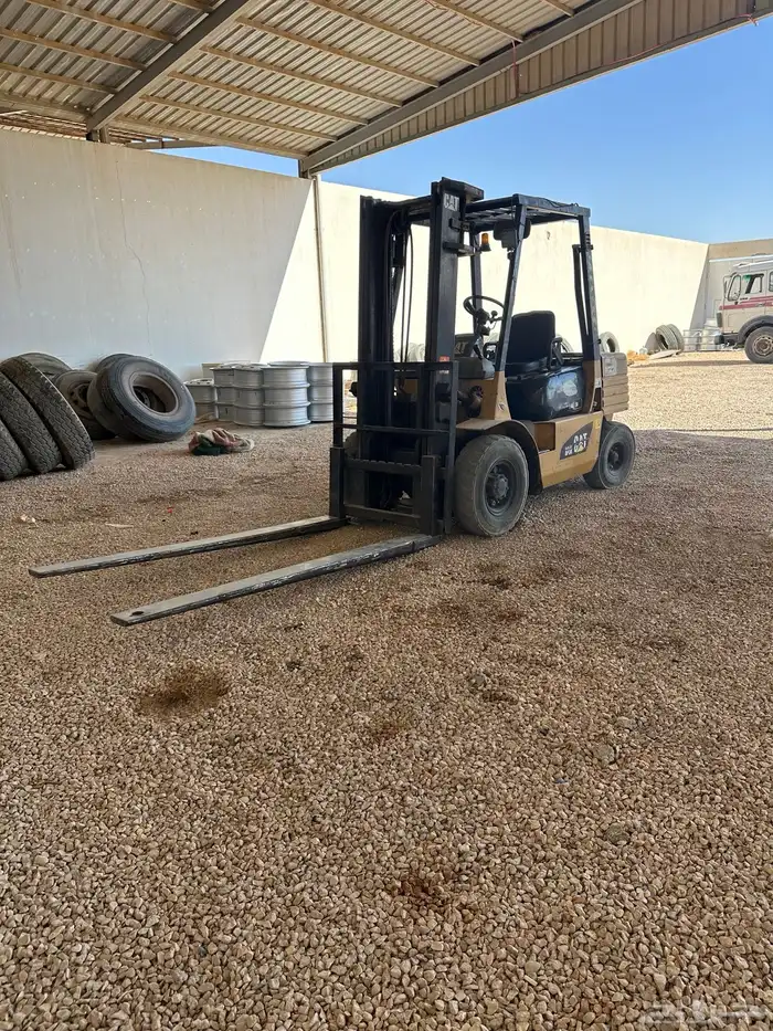 فوركلفت كتربلر 2001م نظيف 7