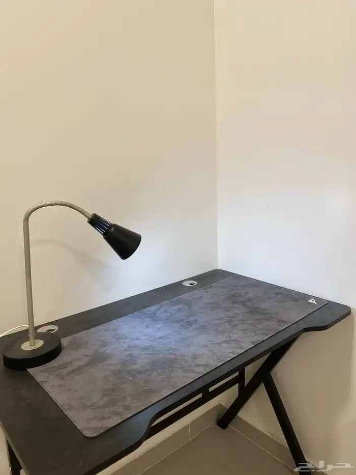 طاولة بي سي بلاستيشن للبيع 4