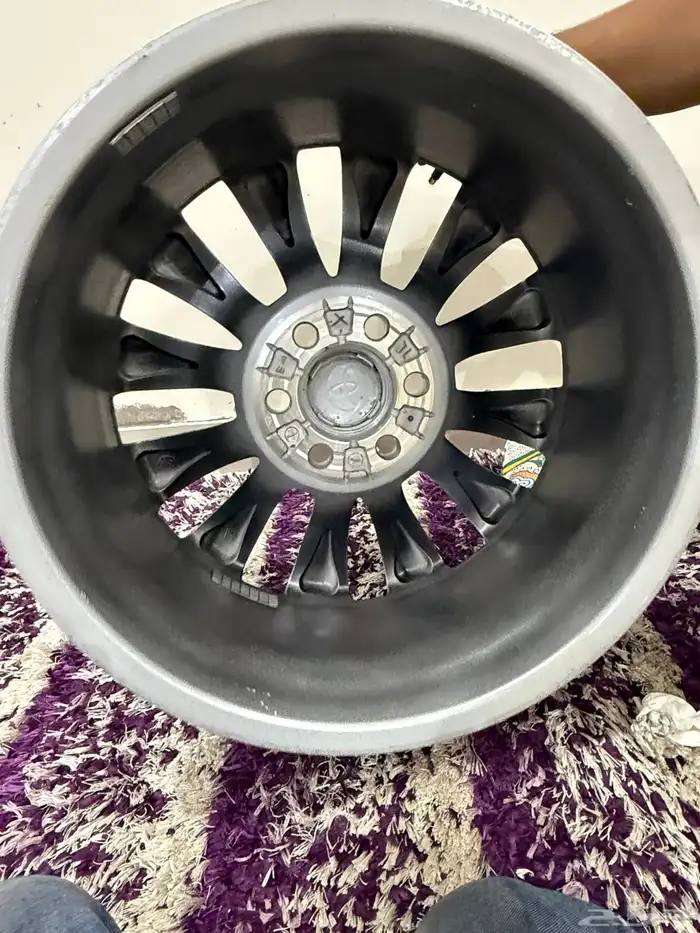 جنوط جيب لاندكروزر 2025 اصفار 9