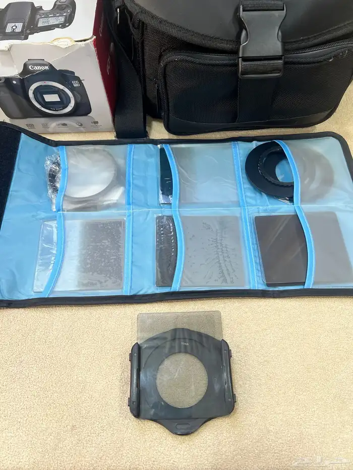 كاميرا كانون 60D مع عدسات 2 6