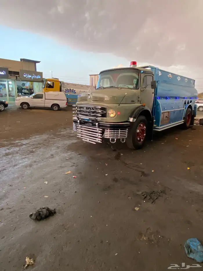 عايدي وايت موديل 82 1