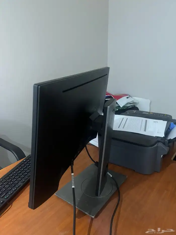 كمبيوتر مكتبي بكامل اغراضه 3