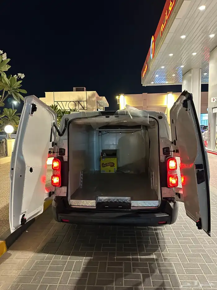 للبيع للبيع بيجو اكسبيرت 2