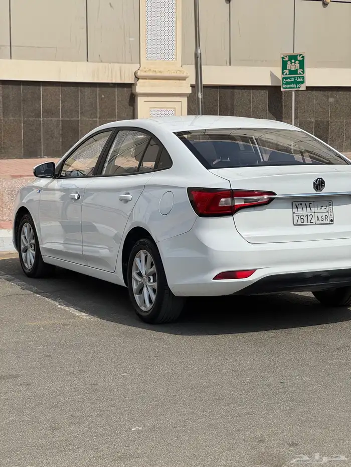 MG   5   2023 السعر 25000 الف 1