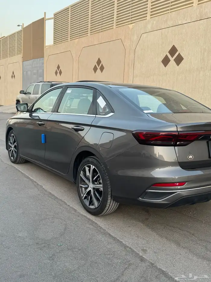 للبيع جيلي امجراند 2023 فل كامل 4