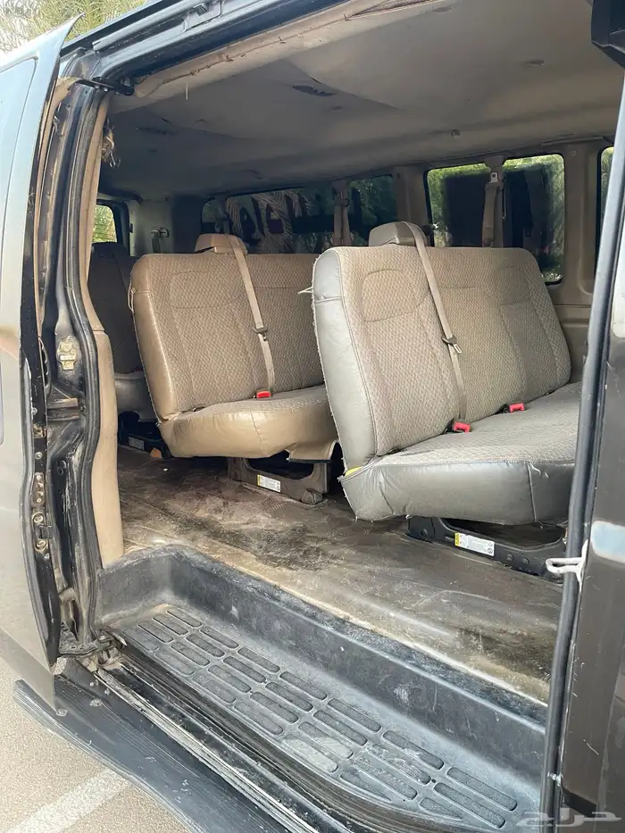 للبيع فان سافان جي ام سي 2008 شاص طويل 15 راكب 7