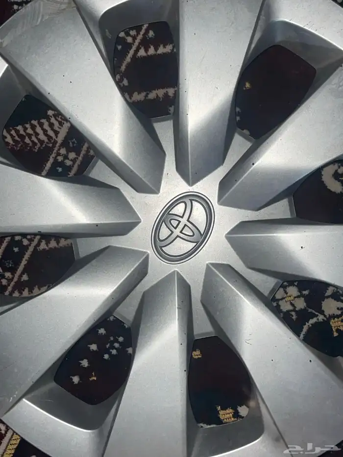 طيس كورلا 2018 ثلاث. قطع نضيفه 1