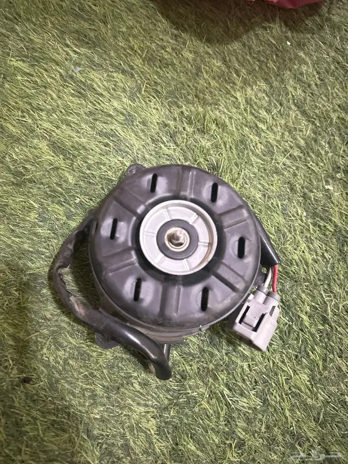 للبيع قطع غيار كورولا 2013م مستعمله نظيفة كما في الصور 6