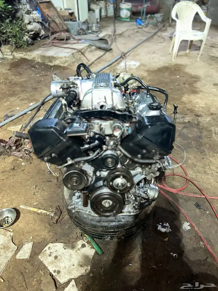 للبيع مكينه لكزس 400 4